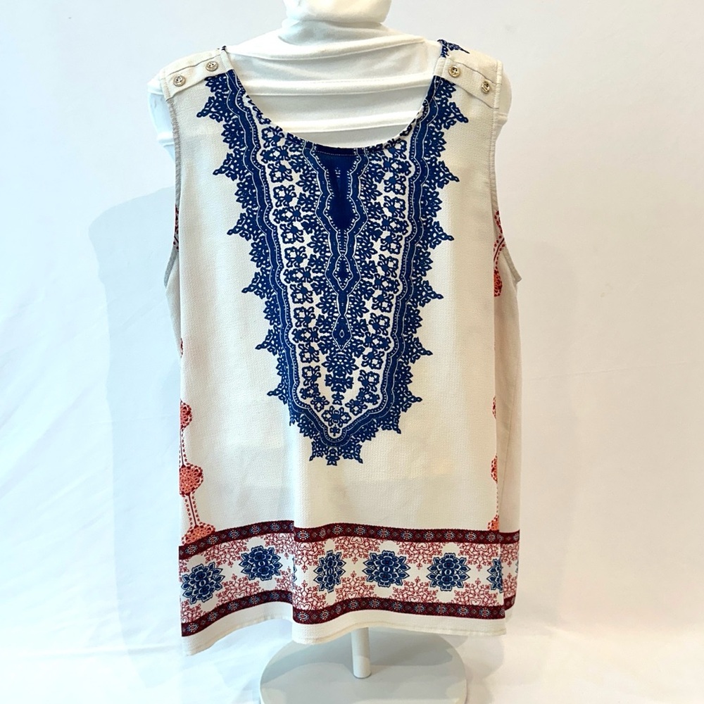 Sweet Wanderer lightweight women’s top